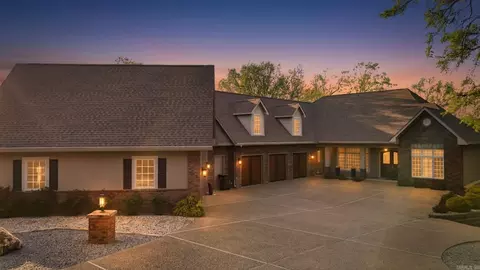 1 Levantino Pl, Hot Springs Village, AR 71909