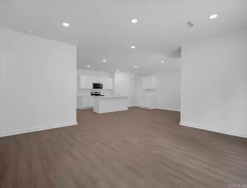 Living - 44 Wolfsbridge Loop, Cabot, AR 72023 photo 4 of 7