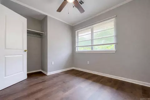 Bedroom - 903 Belmont Dr, Pine Bluff, AR 71601 photo 2 of 4