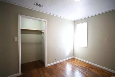 Bedroom - 717721 Ellis Ave, Trumann, AR 72472 photo 3 of 8