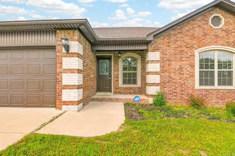 312 Bobwhite Cir, Lonoke, AR 72086 photo 2