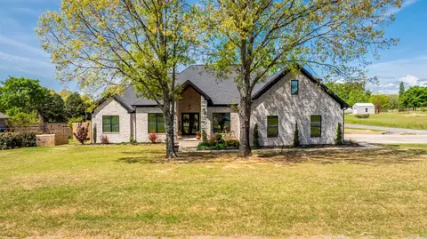 98 Hargrove, Greenbrier, AR 72058