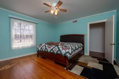 Bedroom - 1400 W 33rd St, Pine Bluff, AR 71603 photo 9 of 12