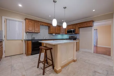 Kitchen - 1400 W 33rd St, Pine Bluff, AR 71603 photo 1 of 4