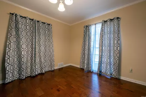 Bedroom - 1400 W 33rd St, Pine Bluff, AR 71603 photo 1 of 12