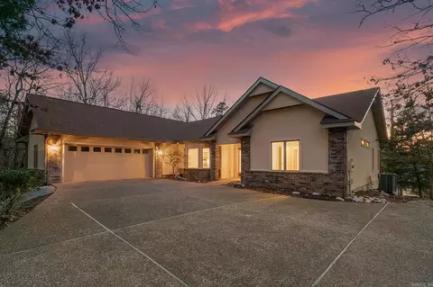 15 Temerario Pl, Hot Springs Village, AR 71909