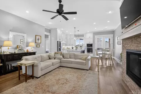 Living - 2580 Overcup, Conway, AR 72034 photo 1 of 1
