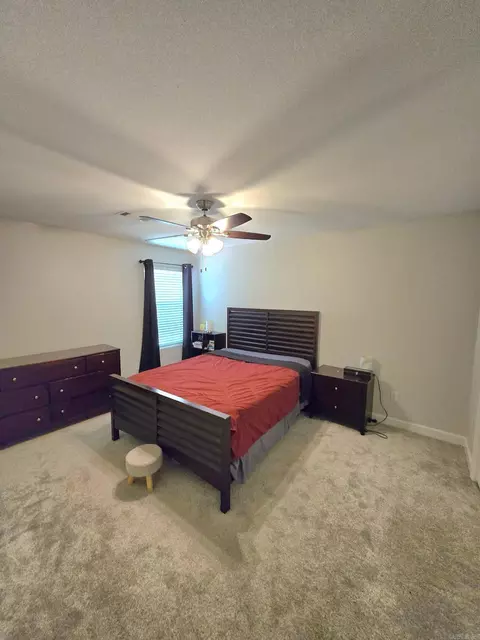 Bedroom - 2921 Gillis Dr, Benton, AR 72015 photo 5 of 8