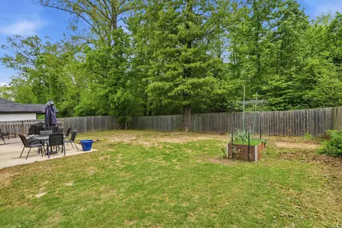 Exterior - 2921 Gillis Dr, Benton, AR 72015 photo 11 of 11