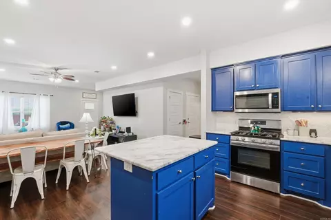 Kitchen - 2921 Gillis Dr, Benton, AR 72015 photo 6 of 6