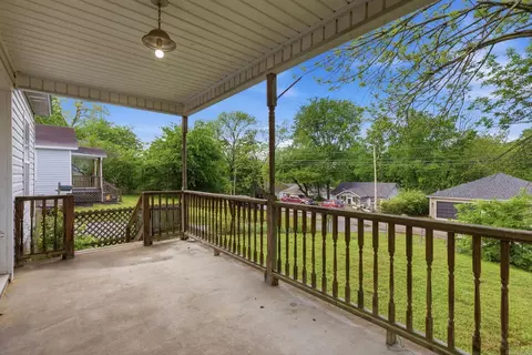 304 S 3rd St, Benton, AR 72015 photo 6