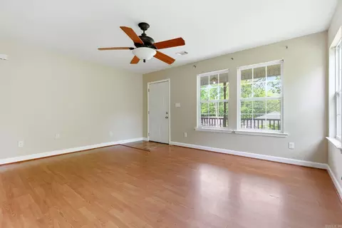 304 S 3rd St, Benton, AR 72015 photo 27