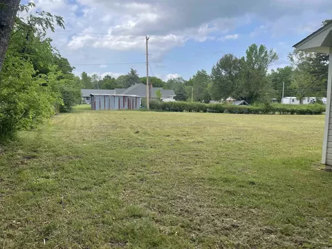 Exterior - 307 Hazard St, Horatio, AR 71842 photo 4 of 4