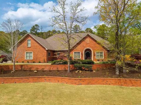 201 Dellmere Dr, Hot Springs, AR 71913