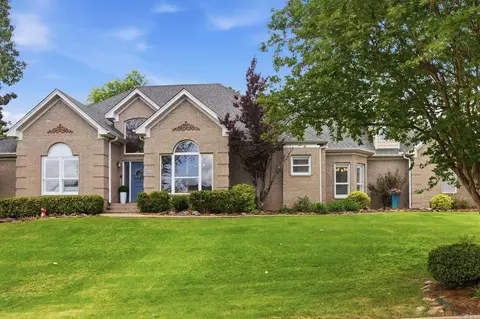 210 Buckland Cir, Little Rock, AR 72223