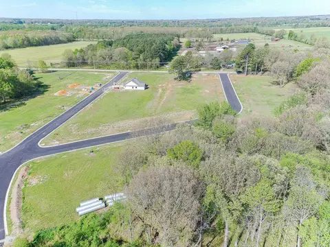102 Ceasar Cv, Brookland, AR 72417