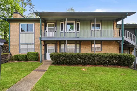 215 Audubon St #1105, Hot Springs, AR 71901
