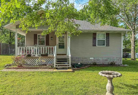 304 Winchester St, Flippin, AR 72634