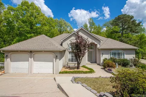 13801 St Michael Dr, Little Rock, AR 72211