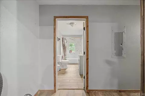 Entry Way - 187 Moncus Loop, Amity, AR 71921 photo 1 of 3