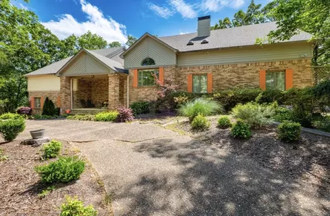 13505 Saddle Hill Dr, Little Rock, AR 72212