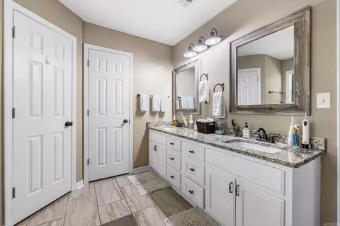 Bath - 28 G St, Cabot, AR 72023 photo 1 of 6