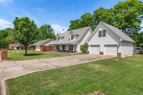 Exterior - 28 G St, Cabot, AR 72023 photo 2 of 12
