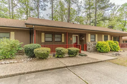 4 Macotera Pl, Hot Springs Village, AR 71909