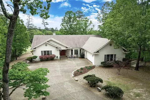 9 Redondo Ln, Hot Springs Village, AR 71909
