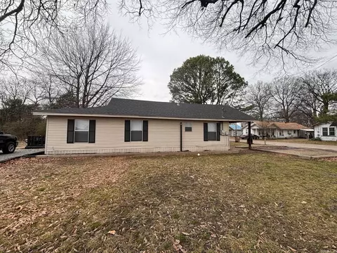 329 Arkansas Ave, Wynne, AR 72396
