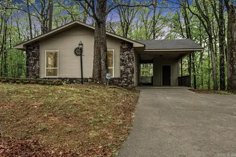 327 Arlington Dr, Hot Springs, AR 71913