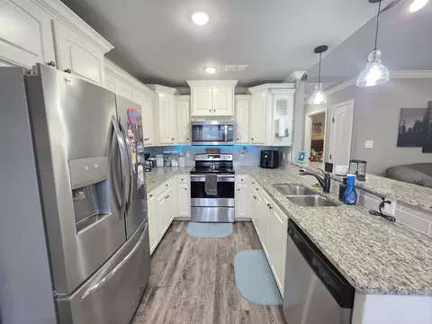 Kitchen - 105 Wilson Loop Rd, Ward, AR 72176 photo 1 of 3