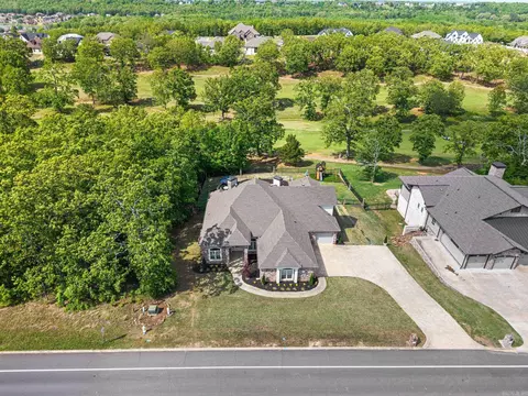 502 Greystone Blvd, Cabot, AR 72023