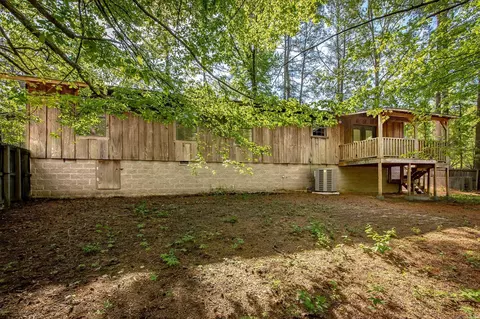 Exterior - 1600 E Lakeview, Benton, AR 72015 photo 10 of 10