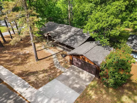 View/Area - 1600 E Lakeview, Benton, AR 72015 photo 1 of 7