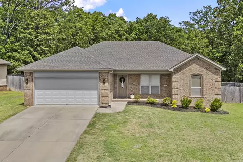 338 Austin Creek Dr, Austin, AR 72007