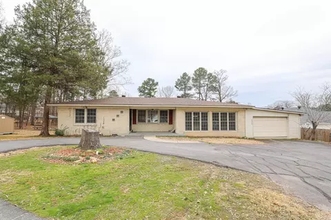 2521 Northshore, Benton, AR 72015
