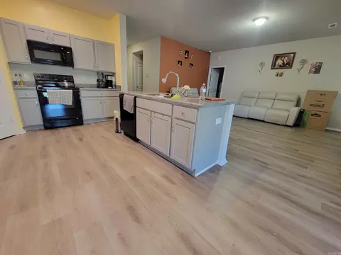 Kitchen - 27 Curly Leaf Ln, Conway, AR 72032 photo 1 of 6