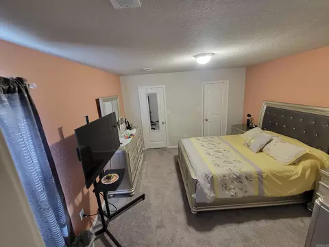 Bedroom - 27 Curly Leaf Ln, Conway, AR 72032 photo 1 of 4
