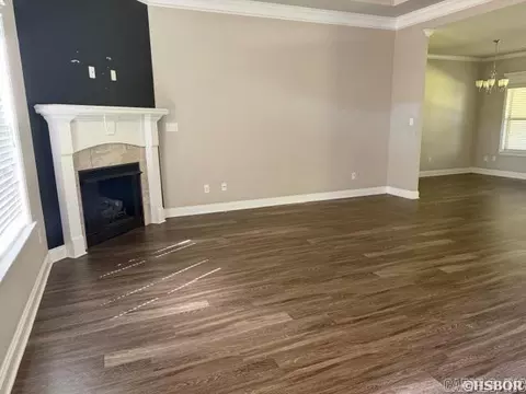 Living - 3726 Buckskin Rd, Benton, AR 72015 photo 3 of 4