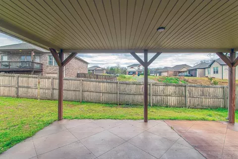 Exterior - 582 Crepe Myrtle Loop, Cabot, AR 72023 photo 5 of 8