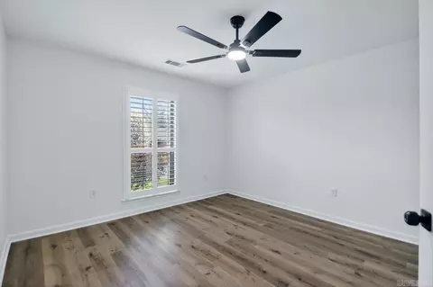 Bedroom - 582 Crepe Myrtle Loop, Cabot, AR 72023 photo 3 of 5