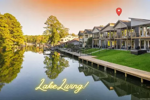 221 Long Beach Dr, Hot Springs, AR 71913