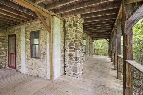 Exterior - 709 Jones Rd, Timbo, AR 72680 photo 10 of 11