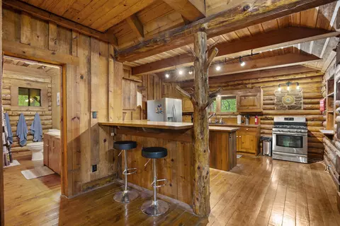Kitchen - 709 Jones Rd, Timbo, AR 72680 photo 2 of 8