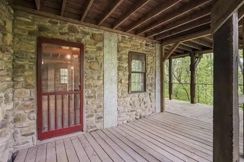 Exterior - 709 Jones Rd, Timbo, AR 72680 photo 9 of 11