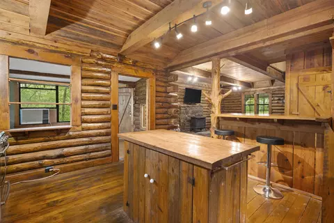 Kitchen - 709 Jones Rd, Timbo, AR 72680 photo 6 of 8