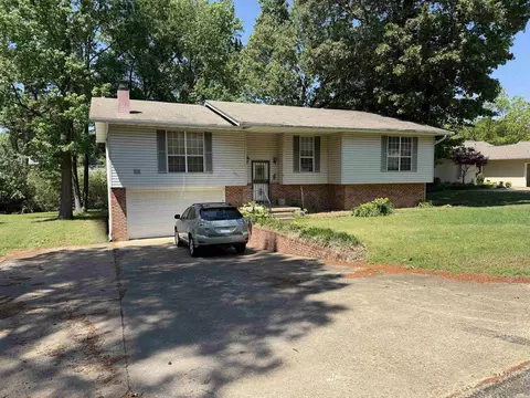 201 Cater Dr, Jonesboro, AR 72401