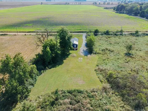 587 E Matthews St, Brookland, AR 72417 photo 2