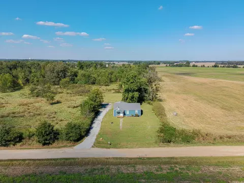 587 E Matthews St, Brookland, AR 72417 photo 5